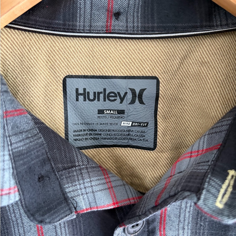 Hurley Black and Red‎ Plaid Shirt - Picture 3 of 3